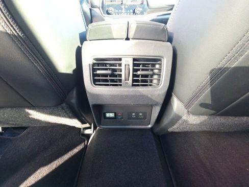 Used 2023 Nissan Rogue SL w/ SL Premium Package image 26