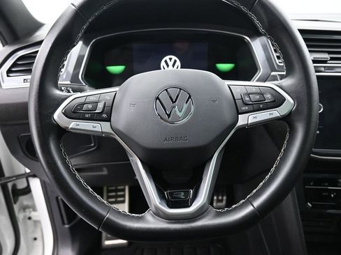 Used 2023 Volkswagen Tiguan SE R-Line FWD image 12