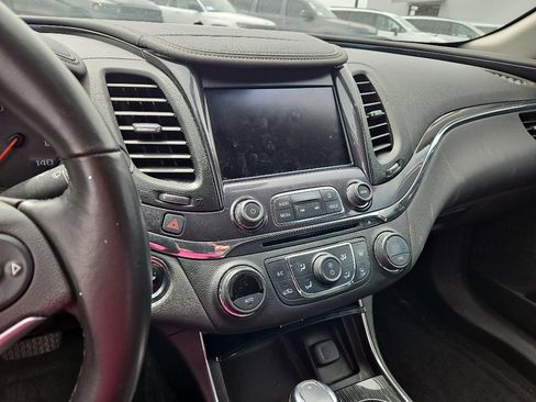 Used 2016 Chevrolet Impala LTZ FWD image 12