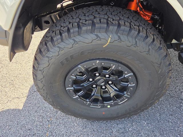 New 2026 Ford Bronco Raptor w/ Interior Carbon Fiber Pack AWD/4WD image 9