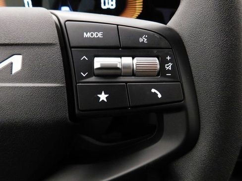 Used 2025 Kia K4 LXS image 41