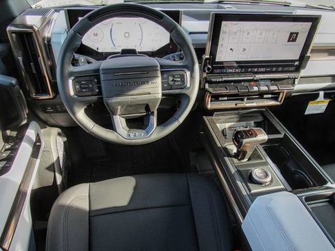 New 2025 GMC Hummer EV 3X w/ LPO, Dark Essentials Package image 20