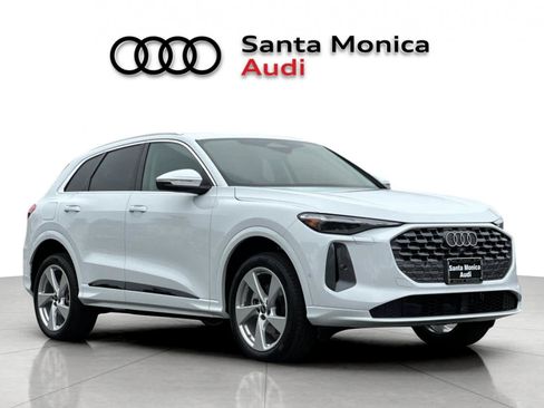 New 2025 Audi Q5 Premium Plus AWD/4WD image 9