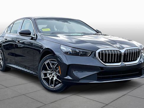 New 2026 BMW 530i xDrive w/ Premium Package AWD/4WD image 19