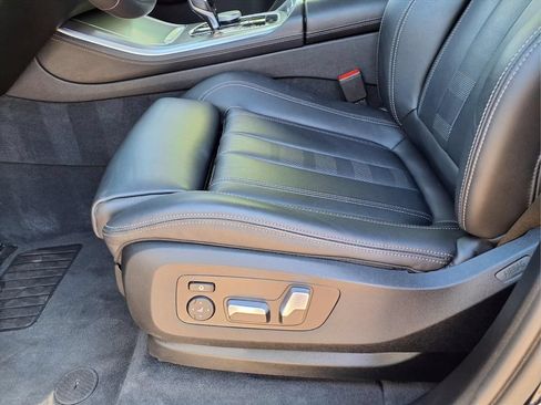 Used 2022 BMW X5 xDrive40i AWD/4WD image 11