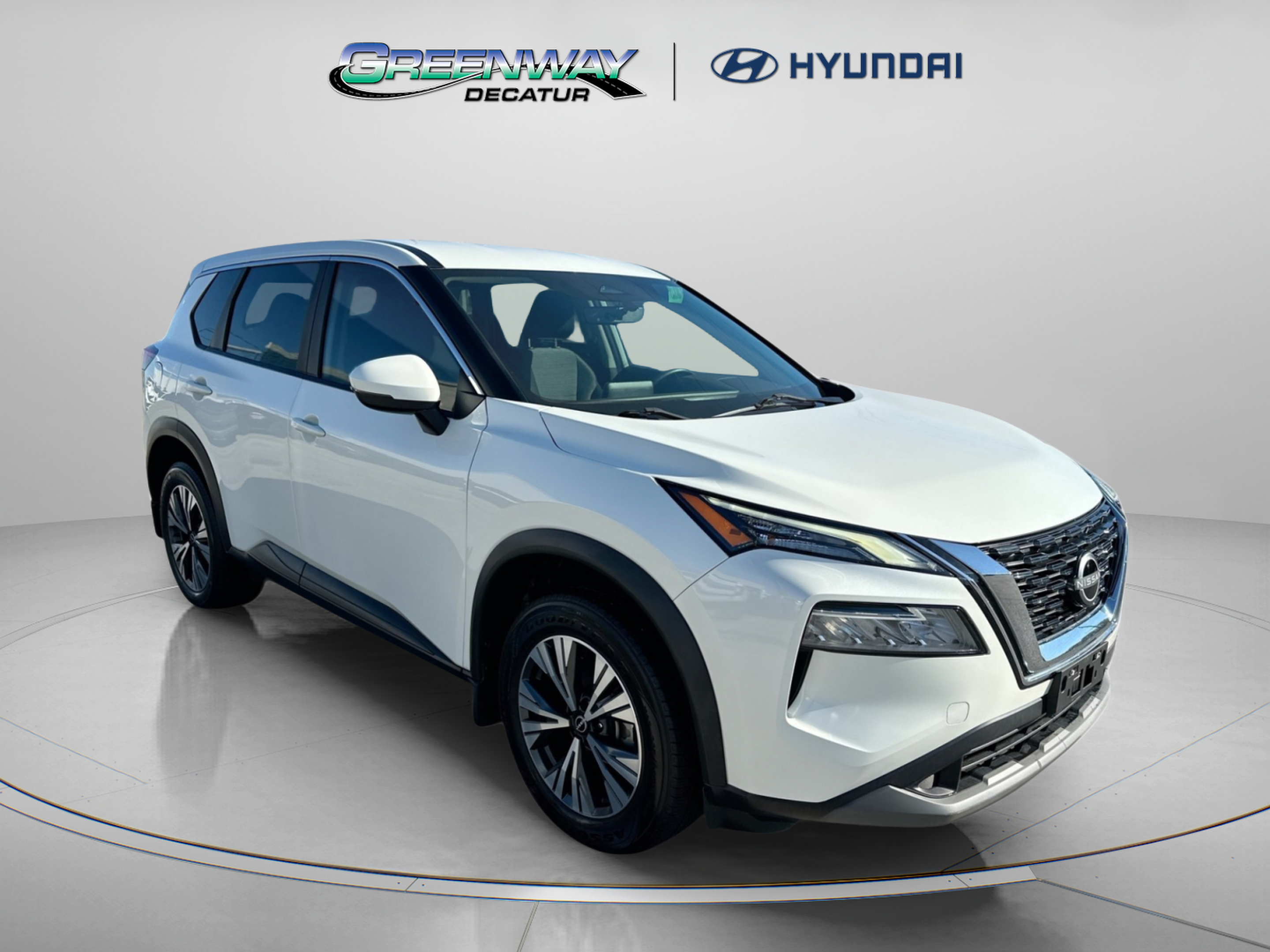 Used 2023 Nissan Rogue SV FWD image 1