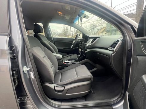 Used 2017 Hyundai Tucson SE image 31