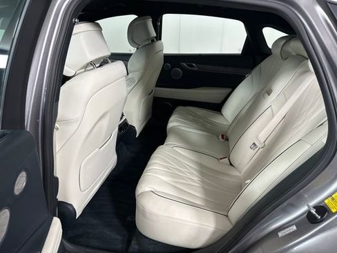 Used 2023 Genesis G80 image 25