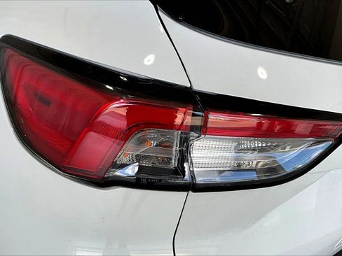 Used 2020 Ford Escape SE Sport image 12