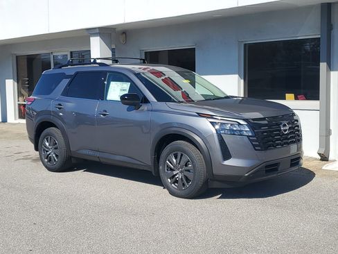 New 2026 Nissan Pathfinder SV image 24