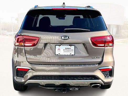 Used 2019 Kia Sorento SX image 5