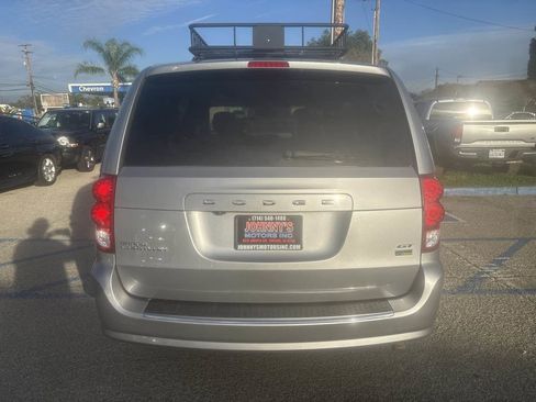 Used 2019 Dodge Grand Caravan GT FWD image 4