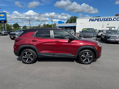 Used 2023 Chevrolet TrailBlazer RS AWD/4WD image 3
