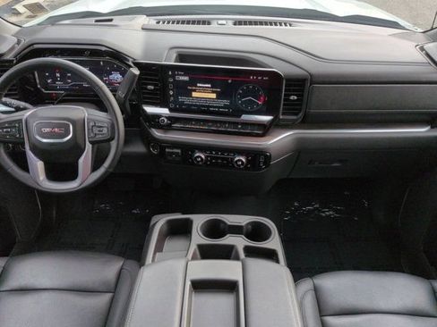 Used 2025 GMC Sierra 1500 SLT RWD image 14