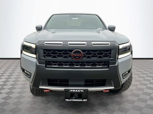 New 2026 Nissan Frontier PRO-4X w/ Pro-4x Convenience Package image 2