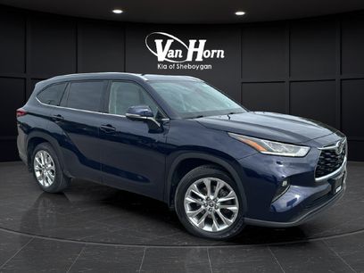 Used 2023 Toyota Highlander Limited