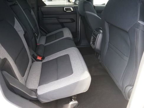 Used 2025 Ford Bronco 4-Door AWD/4WD image 15