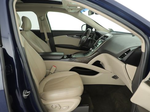 Used 2018 Lincoln MKX Reserve w/ Lincoln MKX Climate Package image 16