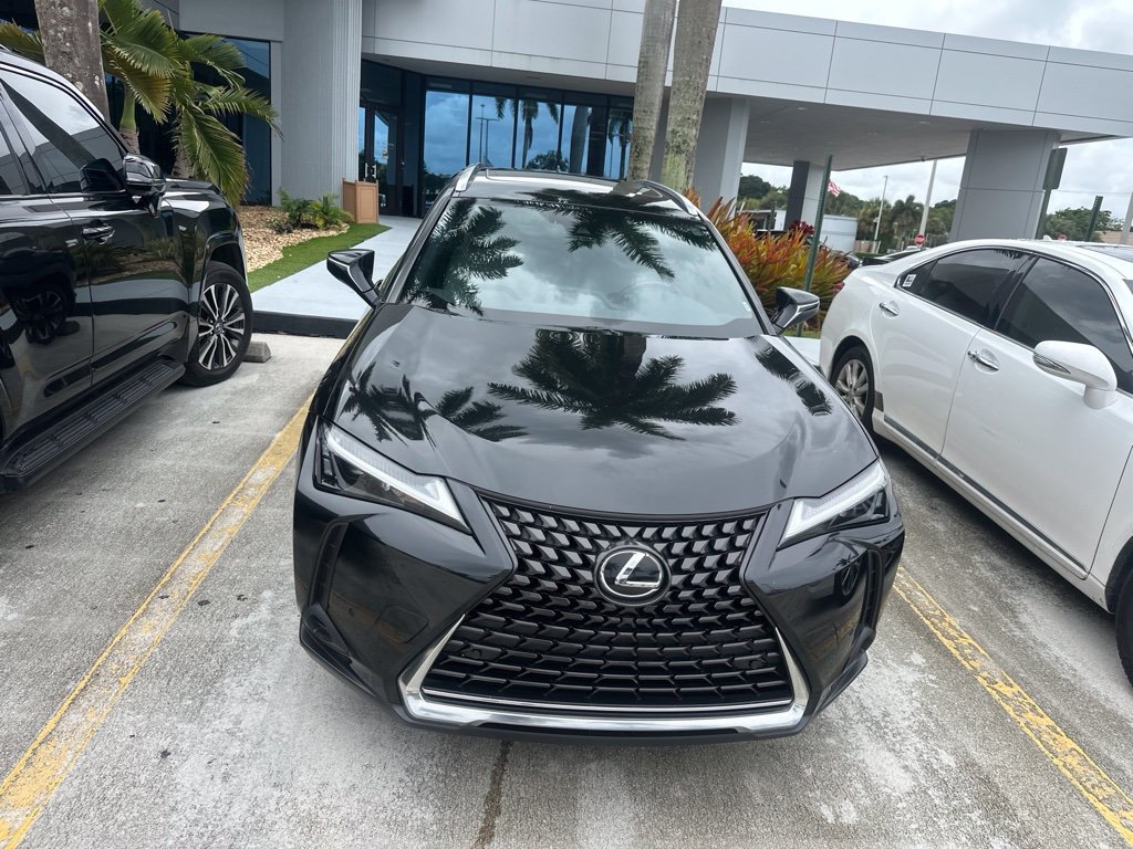 Used 2024 Lexus UX 250h FWD image 8
