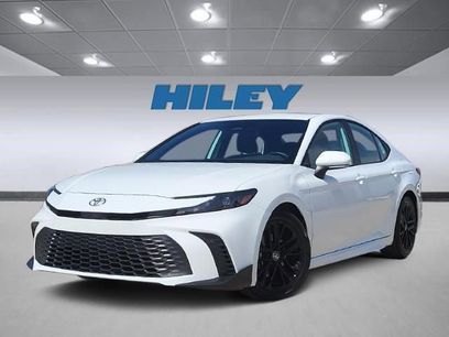 Used 2025 Toyota Camry SE