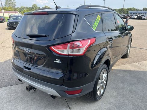 Used 2016 Ford Escape SE w/ SE Leather Comfort Package AWD/4WD image 5