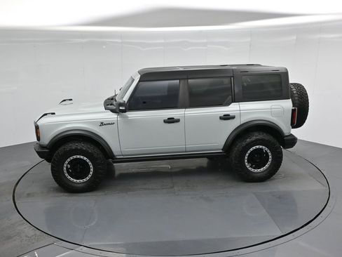 Used 2023 Ford Bronco Badlands image 42