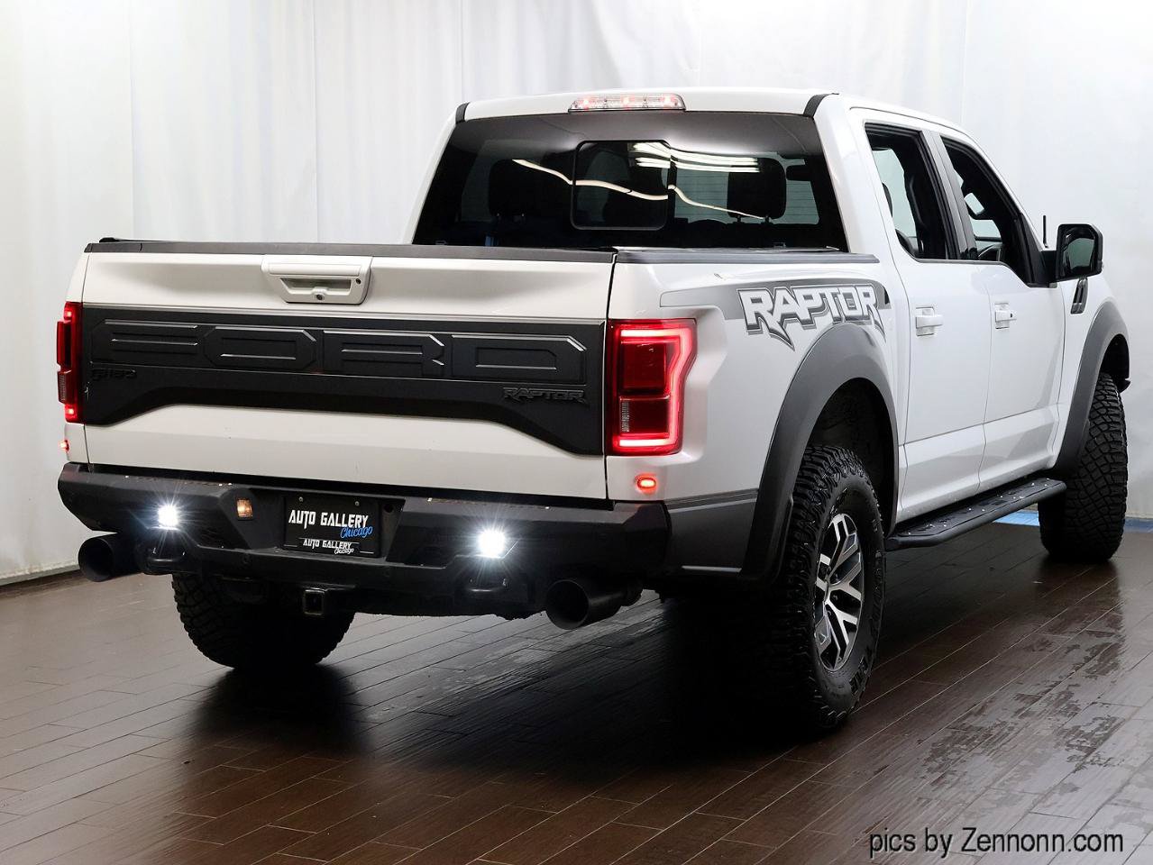 Used 2017 Ford F150 Raptor w/ Equipment Group 802A Luxury AWD/4WD image 14