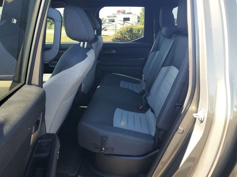 Used 2025 Toyota Tacoma TRD Sport RWD image 10