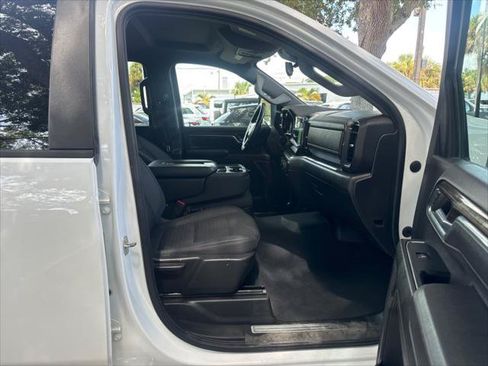 Used 2024 Chevrolet Silverado 2500 LT AWD/4WD image 19