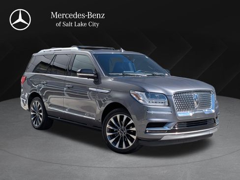 Used 2021 Lincoln Navigator Reserve w/ Luxury Package AWD/4WD image 1