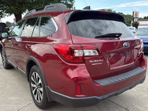 Used 2016 Subaru Outback 2.5i Limited AWD/4WD image 3