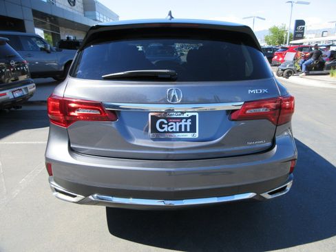 Used 2018 Acura MDX SH-AWD image 7