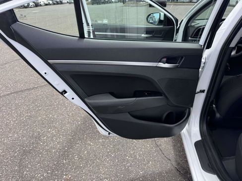 Used 2020 Hyundai Elantra SEL w/ Cargo Package (C1) image 22
