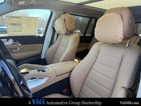 New 2026 Mercedes-Benz GLS 450 4MATIC image 13
