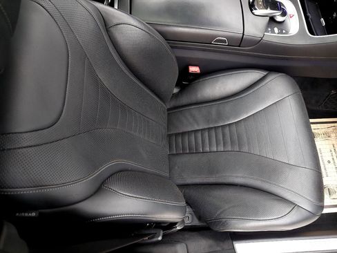 Used 2015 Mercedes-Benz S 550 Sedan image 21