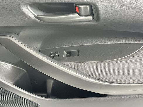 Used 2023 Toyota Corolla LE FWD image 28