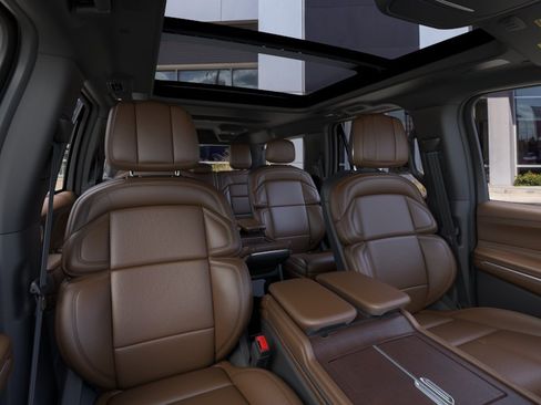 New 2026 Lincoln Navigator L Reserve AWD/4WD image 35