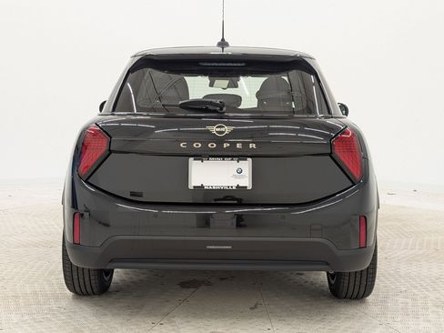 New 2026 MINI Cooper 4-Door Hardtop image 10