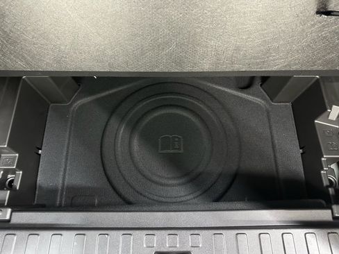 Certified 2024 Chevrolet Equinox LT w/ LPO, Floor Liner Package image 35