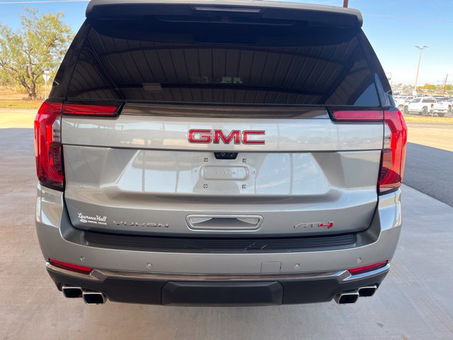 Used 2026 GMC Yukon XL AT4 w/ AT4 Premium Plus Package AWD/4WD image 7