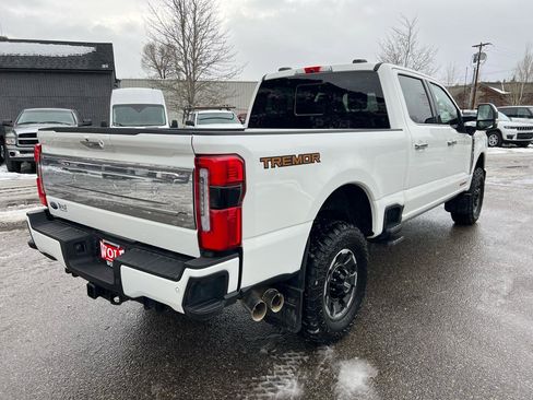 Used 2024 Ford F250 Platinum w/ Tremor Off-Road Package AWD/4WD image 5