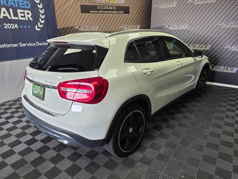 Used 2015 Mercedes-Benz GLA 250 4MATIC image 16