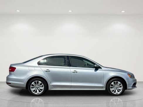 Used 2015 Volkswagen Jetta SE FWD image 7
