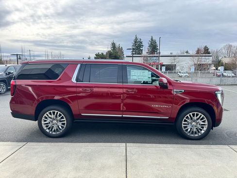 New 2026 GMC Yukon XL Denali w/ Sun & Power Step Package image 40