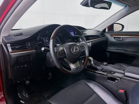 Used 2018 Lexus ES 350 w/ Premier Package FWD image 10