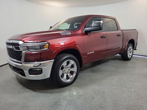 Used 2025 RAM 1500 Big Horn AWD/4WD image 3