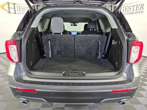 Used 2022 Ford Explorer XLT w/ Equipment Group 202A RWD image 36