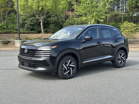 New 2026 Nissan Kicks SV FWD image 3
