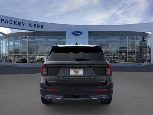 New 2026 Ford Explorer Active w/ Active Comfort Package image 7