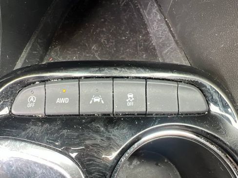 Used 2023 Buick Encore GX Preferred w/ Cold Weather Comfort Package AWD/4WD image 28